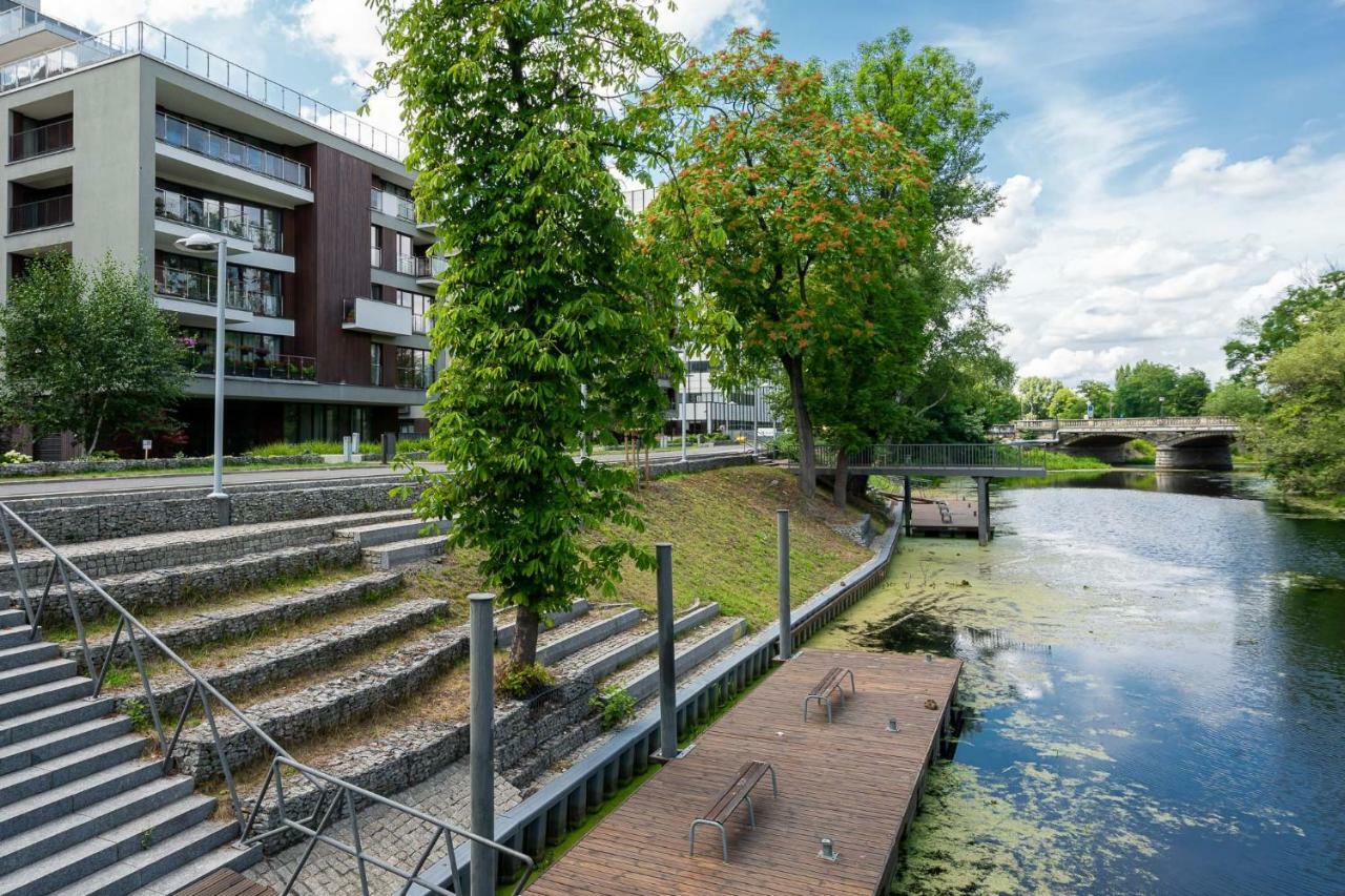 Art Apart River View Breslavia Esterno foto